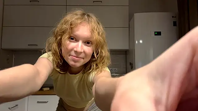 ElfriedaZwack's cam snapshot