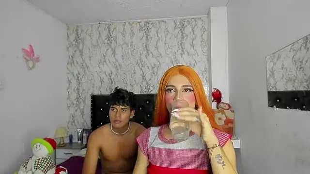 Lovers_Spicy live sex cam