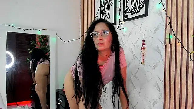 AnnaArela live sex cam