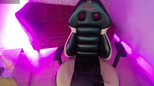 Aylanny_m's cam snapshot