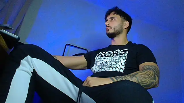 XanderCage99 live sex cam