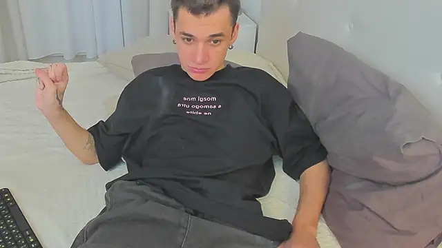 Andrew_Clar live sex cam