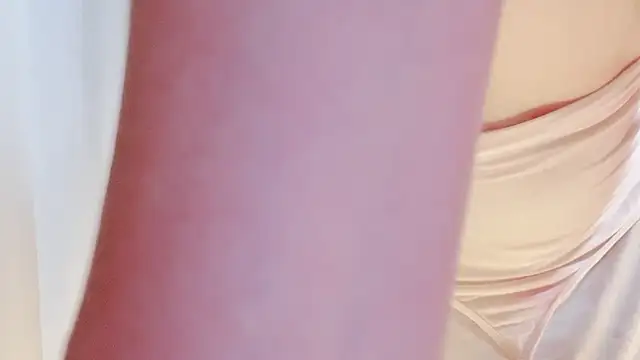 QueenZiii live sex cam