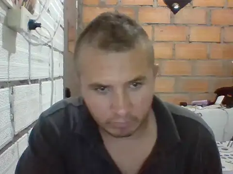 santiii___12 live sex cam