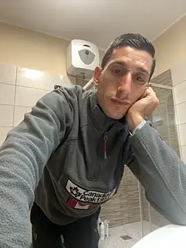 Gionnytav live sex cam