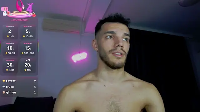 DominicValente's cam snapshot