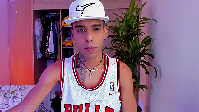 Damianwhite live sex cam