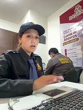 Emily-7_ live sex cam