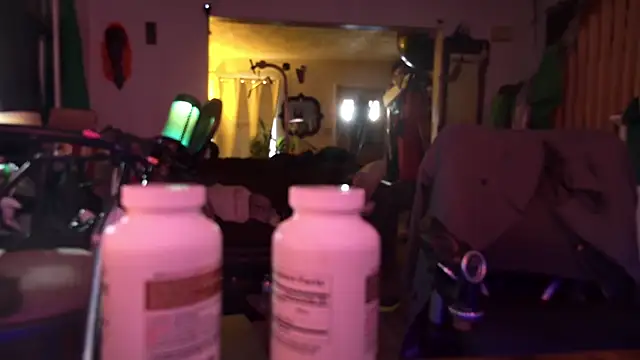 MasterDaddyCool live sex cam