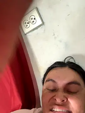 Horny-Mommy-Dirty's cam snapshot