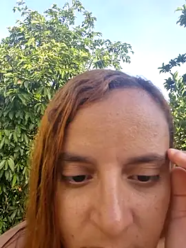 AliceRuivinha2's cam snapshot