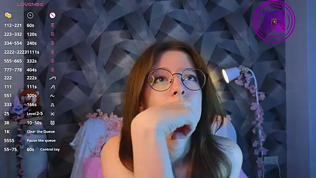 MonnaNoir's cam snapshot