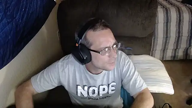 Dubesnackes's cam snapshot