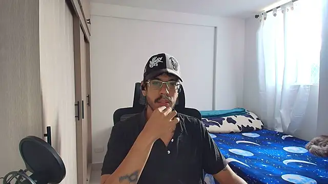 naitt_'s cam snapshot