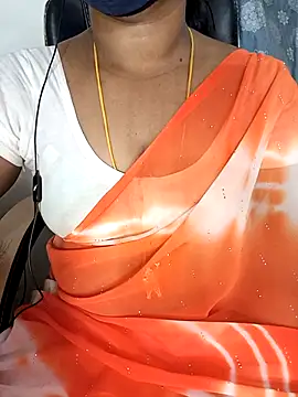 Tamil-hotwife's cam snapshot