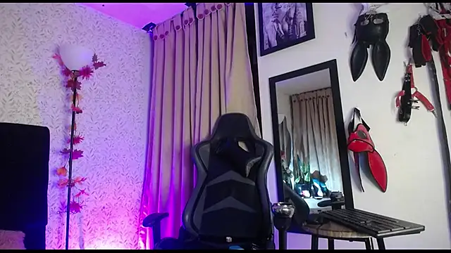 Noise_Lux33's cam snapshot