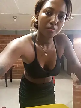 DamarisGreen02's cam snapshot