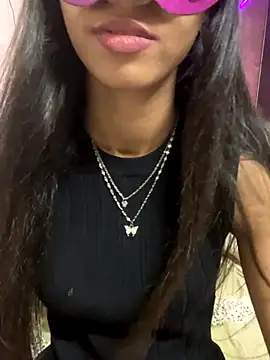 Desire_Zoya's cam snapshot