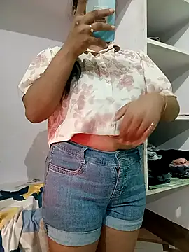 PG_girl_12th's cam snapshot