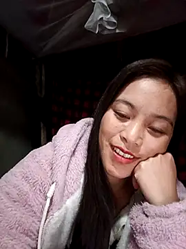 Alice-567's cam snapshot