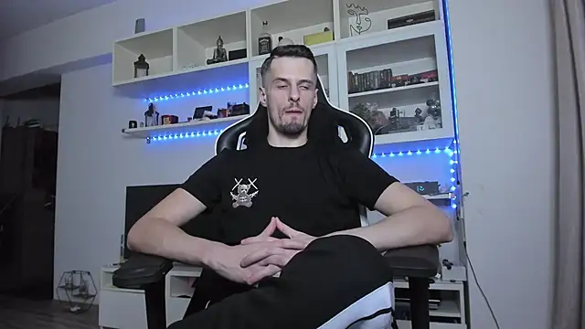 ToddClaytonn's cam snapshot