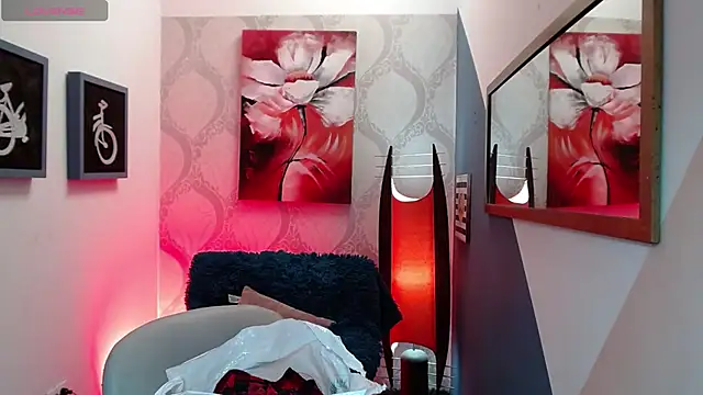 Fiorellaa_delsd's cam snapshot