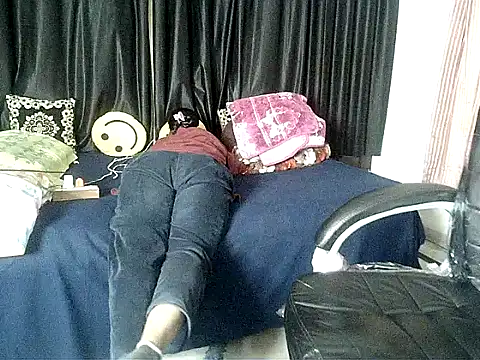 Anaconda-Mall's cam snapshot