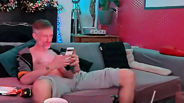 TheOnlyStefanNeeded's cam snapshot