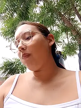 young_dairy01 live sex cam