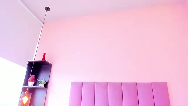 violet_myerrs's cam snapshot