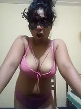 Expose_Queen's cam snapshot