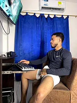 Kylian_Alessandro's cam snapshot