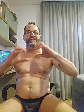 lorenzoDaddy live sex cam