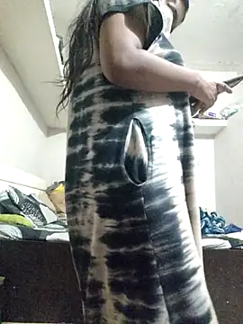 Priya_Strip's cam snapshot