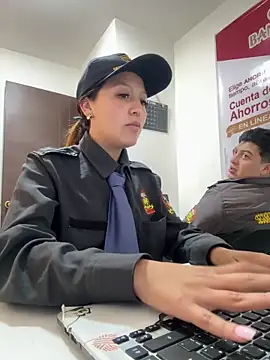 Emily-7_ live sex cam