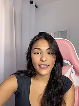 Laurapocahontas live sex cam