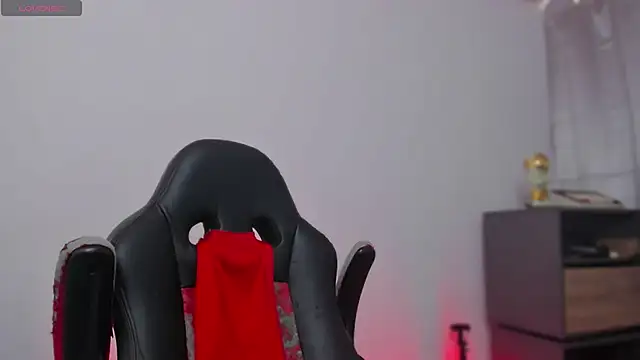 JamesGraay live sex cam