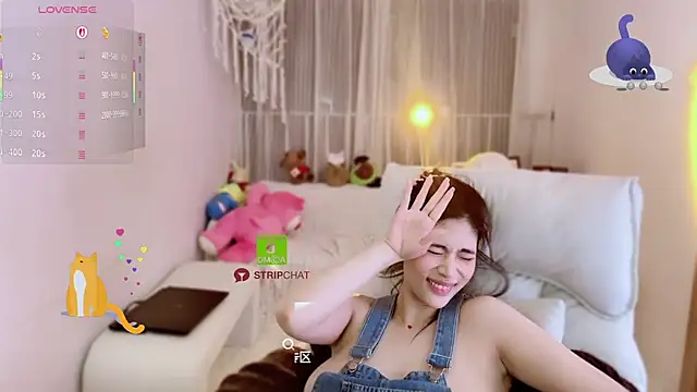 Vaidurya-Yolo live sex cam