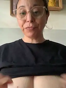 LupitaHaze's cam snapshot