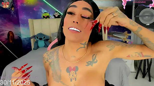 Nella_Dolls live sex cam