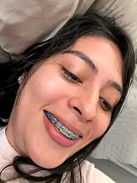 Sophie__Foxxx's cam snapshot