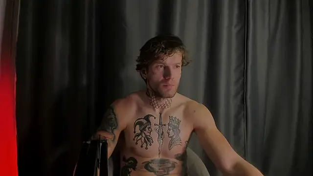 Huntall77's cam snapshot