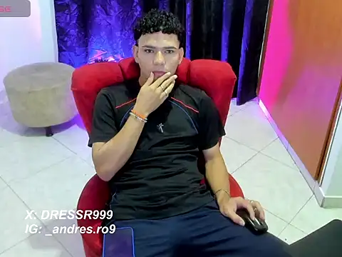 secret_justin7's cam snapshot