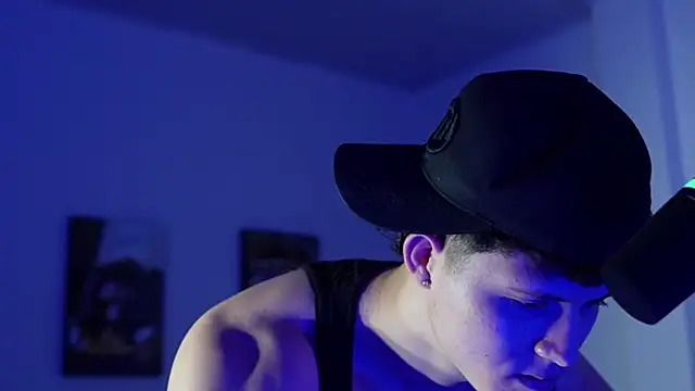 Hazzan_Velez live sex cam