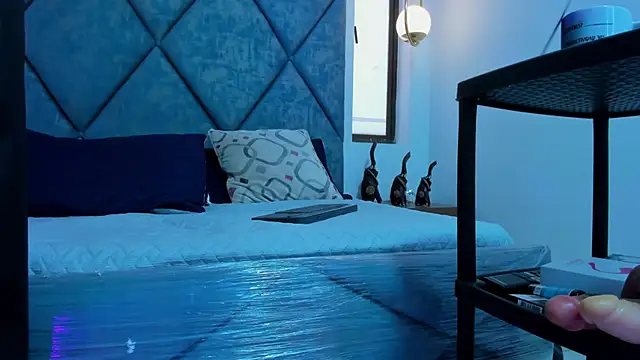 Lilith_Zamara_ live sex cam