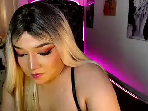 Urgirl_Ekang live sex cam