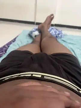 shreyas79's cam snapshot