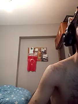 raskolnikovw's cam snapshot