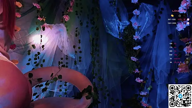 GildedKitten live sex cam