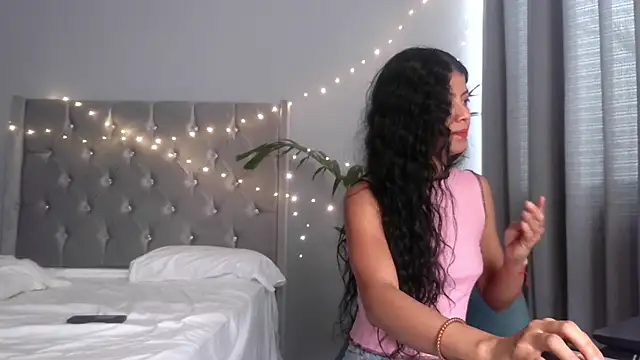 mini_kunis live sex cam